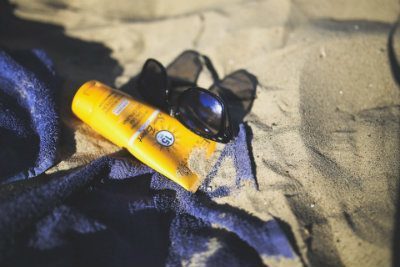 Sunscreen towel shades on the beach
