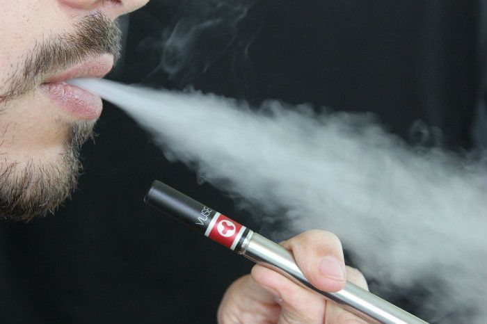 E-cigarette vape